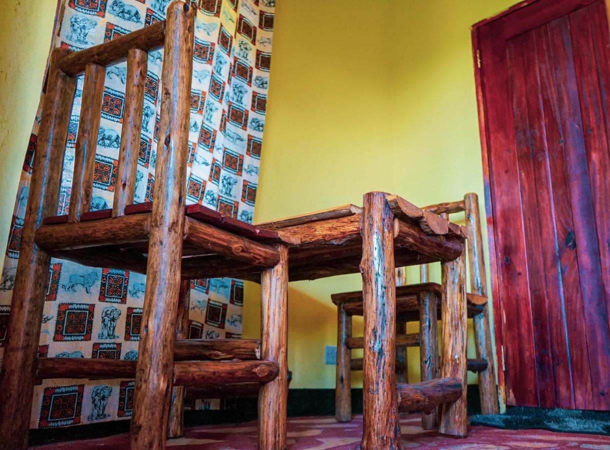 Lake Nyamirima Cottages Fort Portal Exteriér fotografie